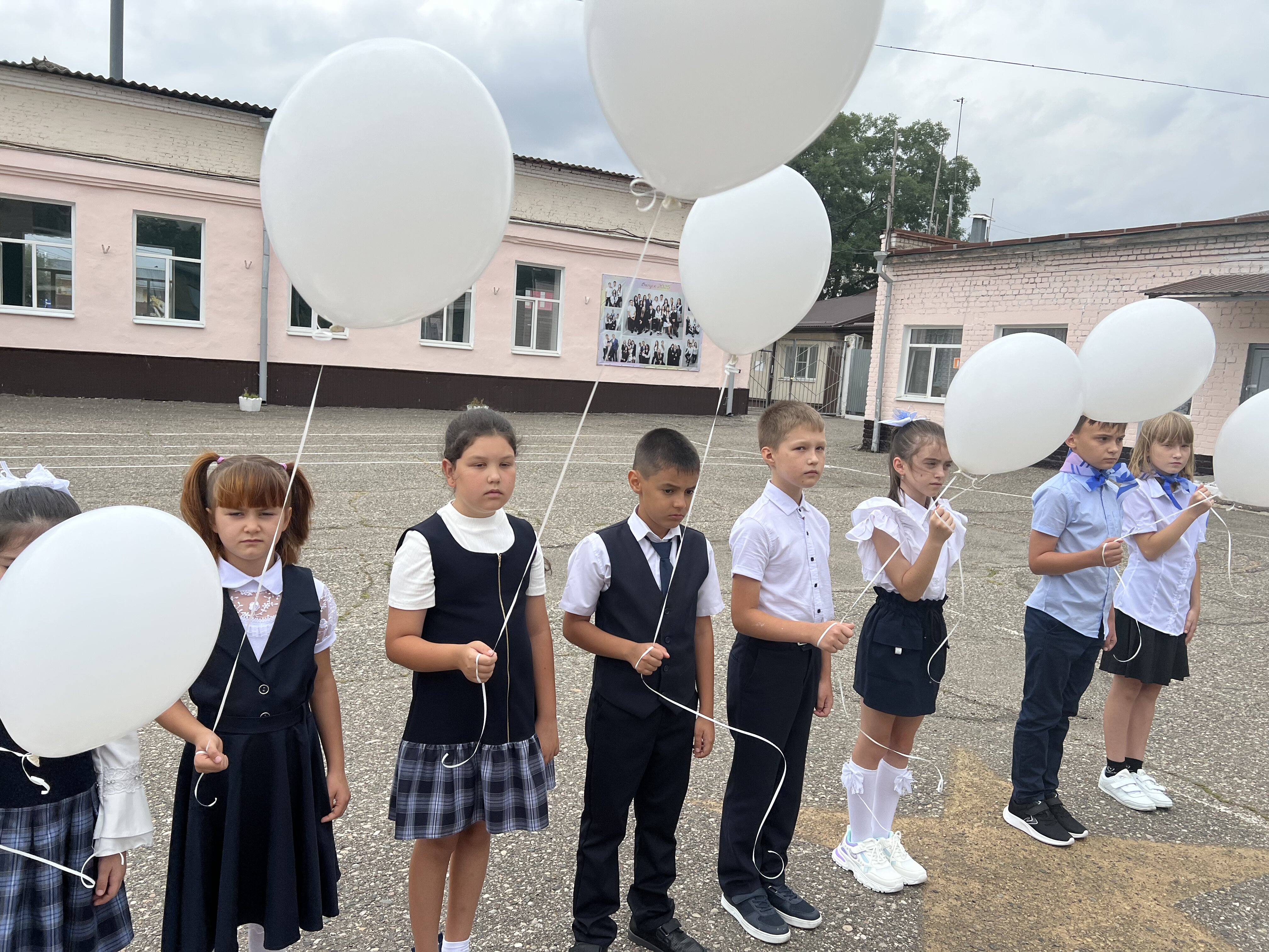 3 сентября – День памяти жертв теракта в Беслане.